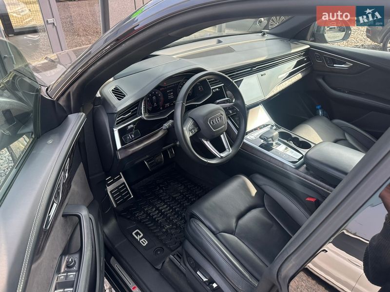 Позашляховик / Кросовер Audi Q8 2018 в Львові