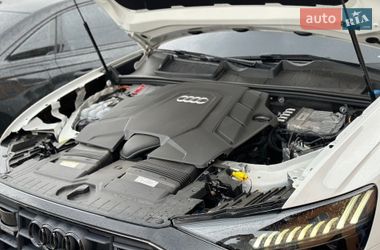 Внедорожник / Кроссовер Audi Q8 2023 в Коломые