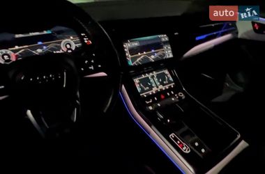 Позашляховик / Кросовер Audi Q8 2020 в Мукачевому