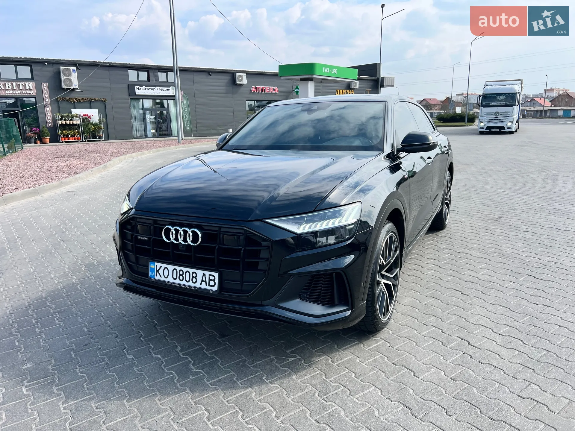 2020 Audi Q8 - мініатюра 4