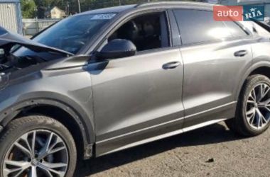 Позашляховик / Кросовер Audi Q8 2020 в Луцьку