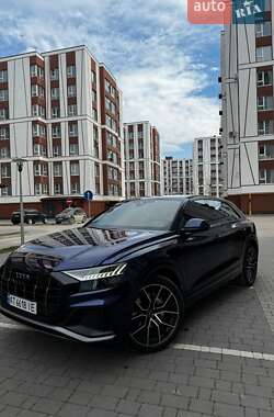 Позашляховик / Кросовер Audi Q8 2019 в Івано-Франківську
