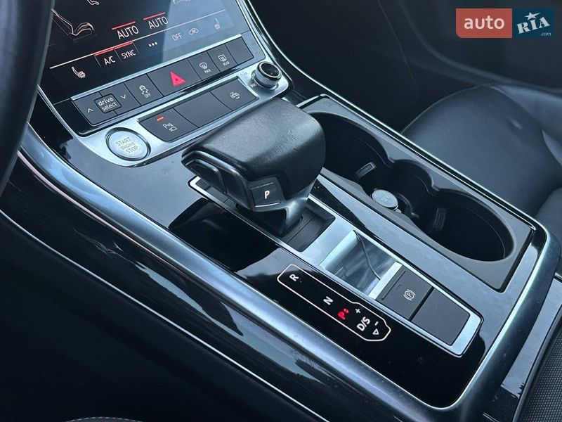 Позашляховик / Кросовер Audi Q8 2018 в Одесі фото 30 Позашляховик / Кросовер Audi Q8 2018 в Одесі