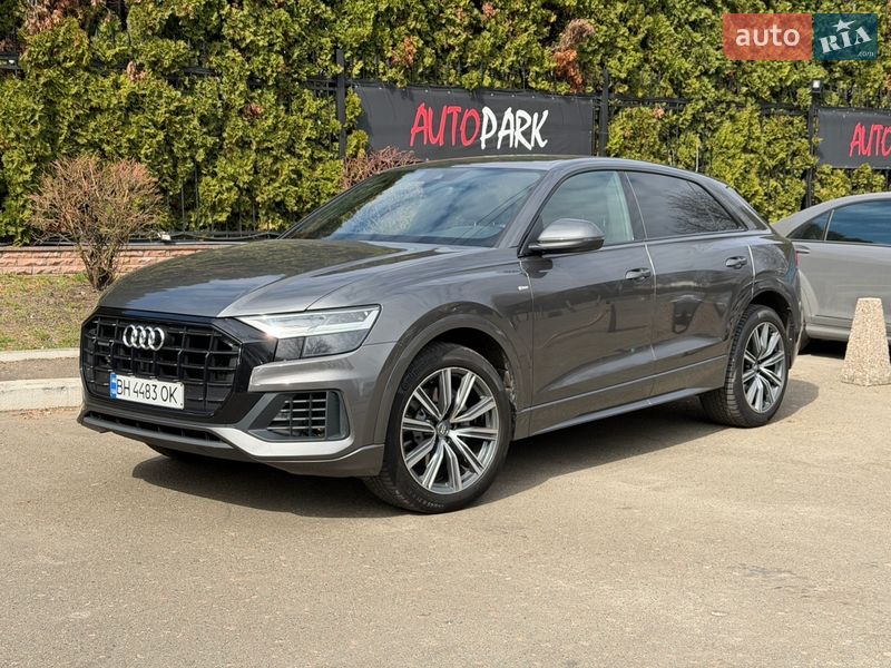 Внедорожник / Кроссовер Audi Q8 2018 в Киеве