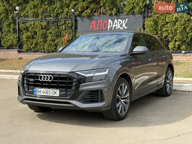 Внедорожник / Кроссовер Audi Q8 2018 в Киеве
