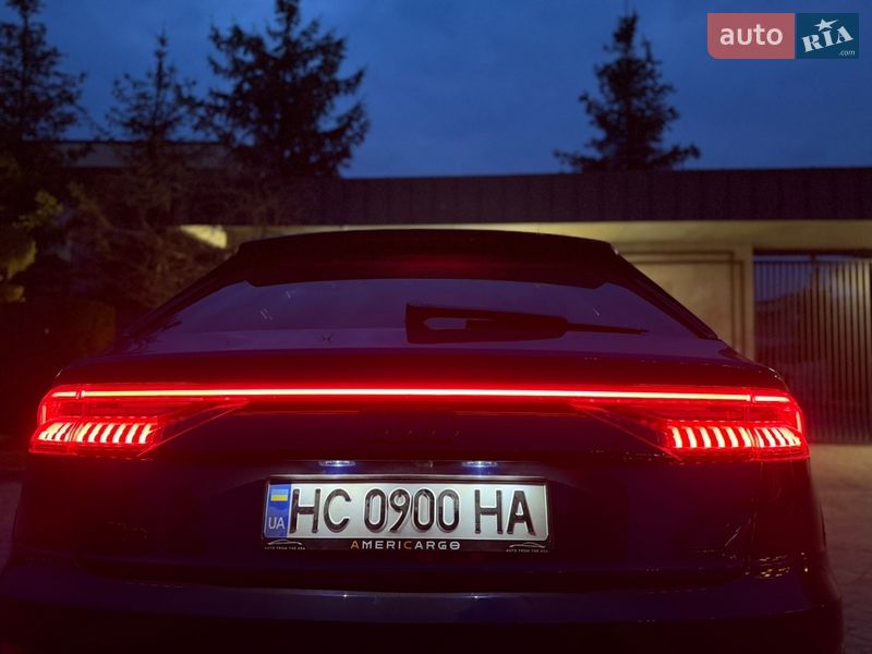 Внедорожник / Кроссовер Audi Q8 2019 в Львове фото 59 Внедорожник / Кроссовер Audi Q8 2019 в Львове