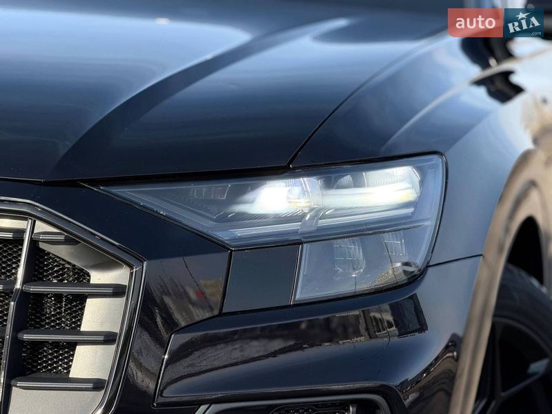 Внедорожник / Кроссовер Audi Q8 2018 в Кривом Роге