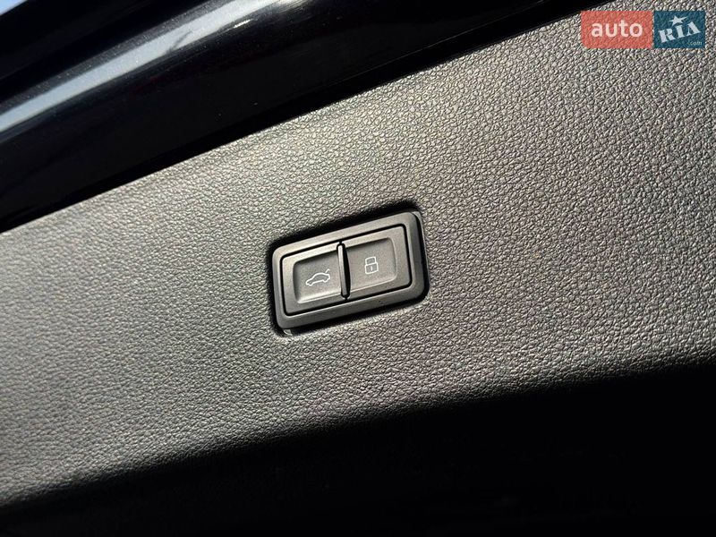 Внедорожник / Кроссовер Audi Q8 2018 в Кривом Роге