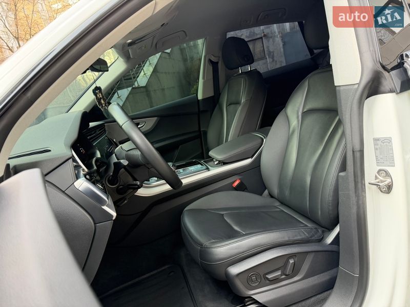 Внедорожник / Кроссовер Audi Q8 2020 в Киеве фото 15 Внедорожник / Кроссовер Audi Q8 2020 в Киеве