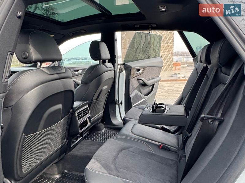 Внедорожник / Кроссовер Audi Q8 2023 в Киеве фото 36 Внедорожник / Кроссовер Audi Q8 2023 в Киеве