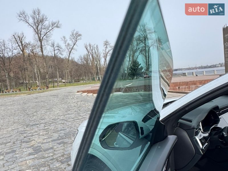 Внедорожник / Кроссовер Audi Q8 2023 в Киеве фото 42 Внедорожник / Кроссовер Audi Q8 2023 в Киеве