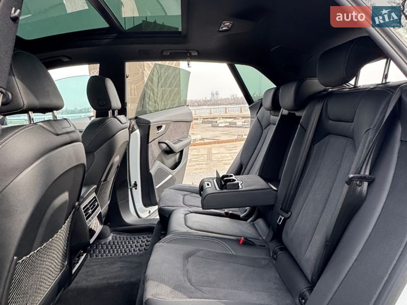 Внедорожник / Кроссовер Audi Q8 2023 в Киеве фото 49 Внедорожник / Кроссовер Audi Q8 2023 в Киеве
