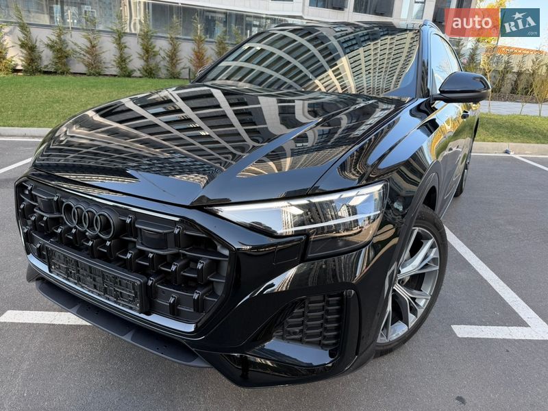 Audi Q8 2025
