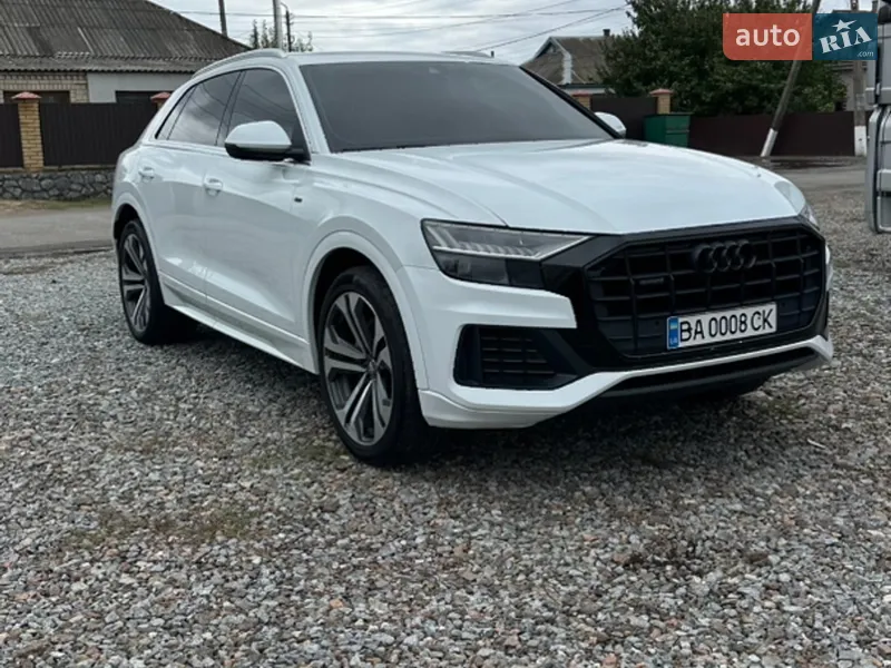 Audi Q8