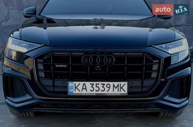 Внедорожник / Кроссовер Audi Q8 2021 в Киеве
