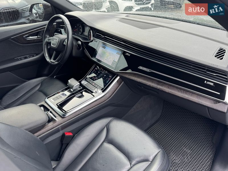 Позашляховик / Кросовер Audi Q8 2019 в Тернополі фото 20 Позашляховик / Кросовер Audi Q8 2019 в Тернополі