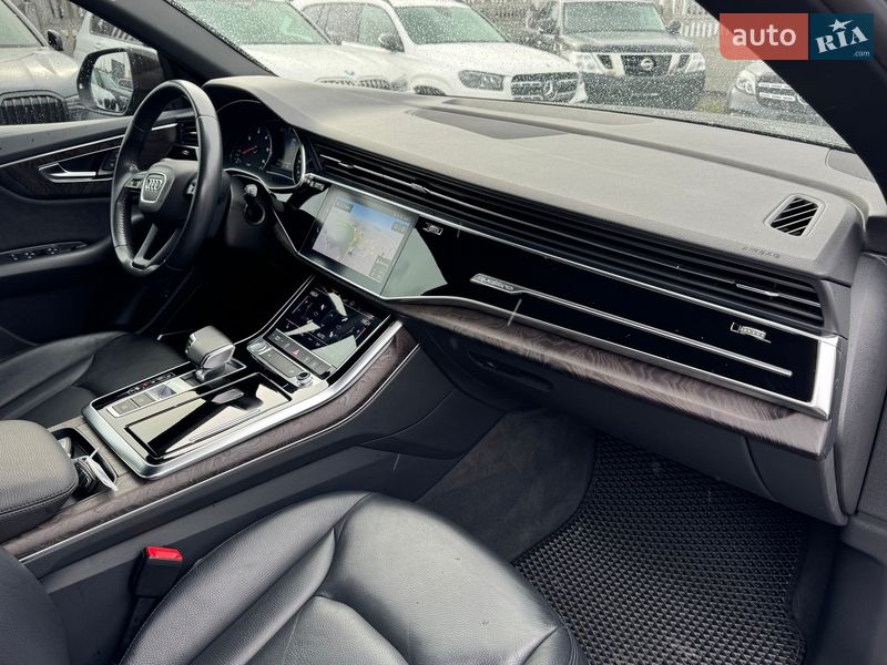 Позашляховик / Кросовер Audi Q8 2019 в Тернополі фото 21 Позашляховик / Кросовер Audi Q8 2019 в Тернополі