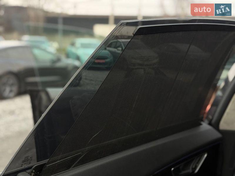 Позашляховик / Кросовер Audi Q8 2019 в Рівному