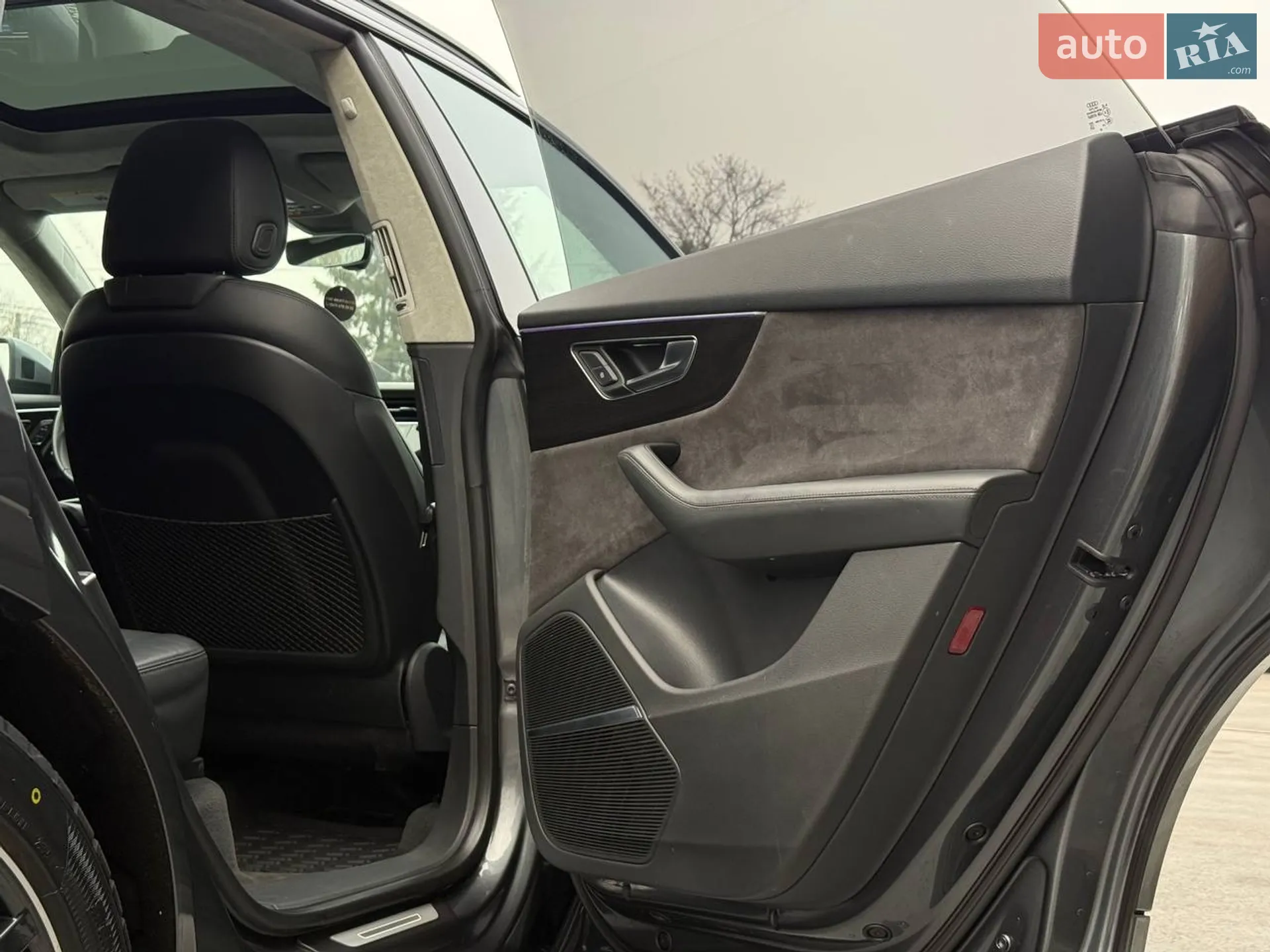 2019 Audi Q8 - мініатюра 67