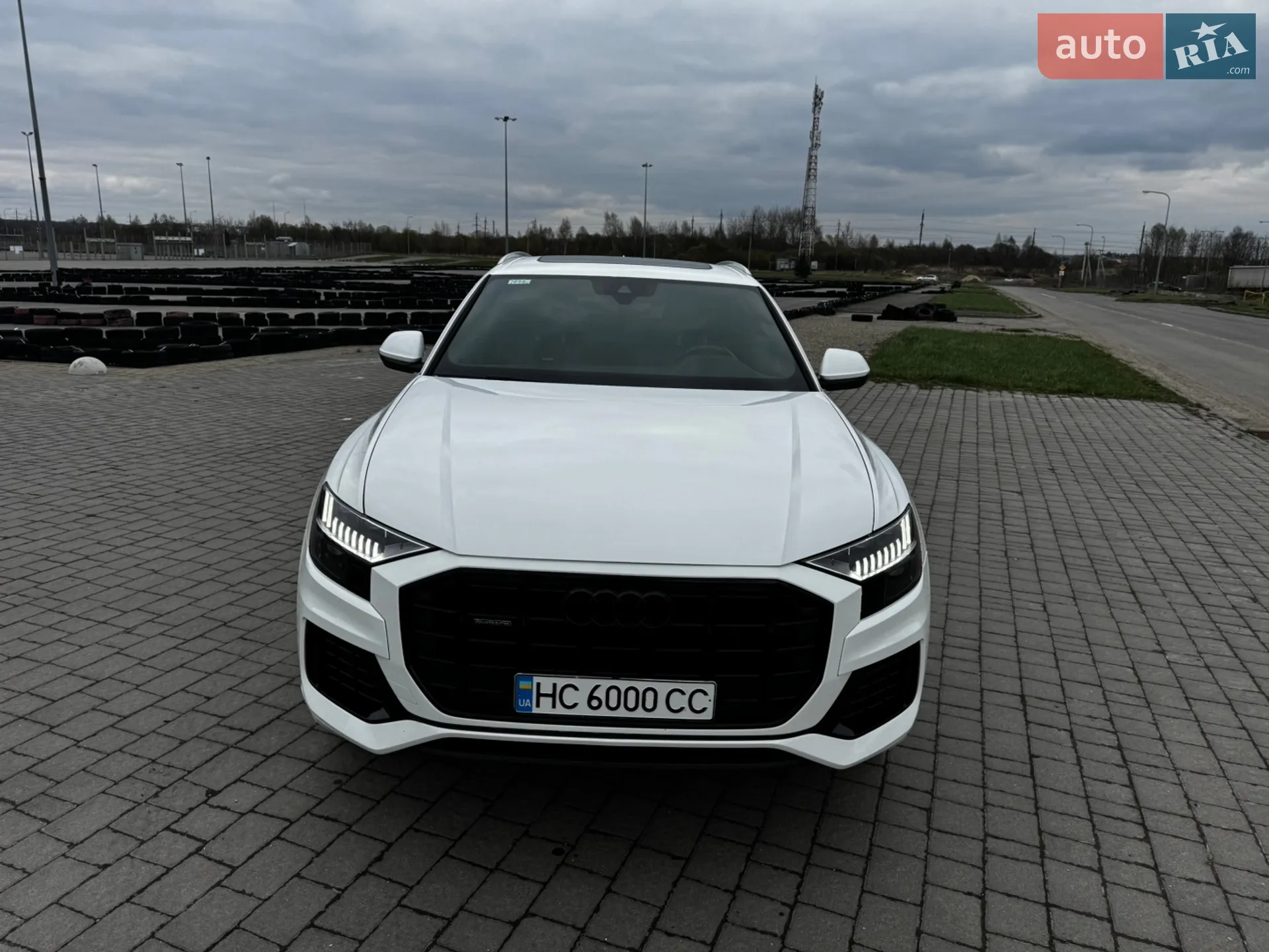 2018 Audi Q8 - мініатюра 3