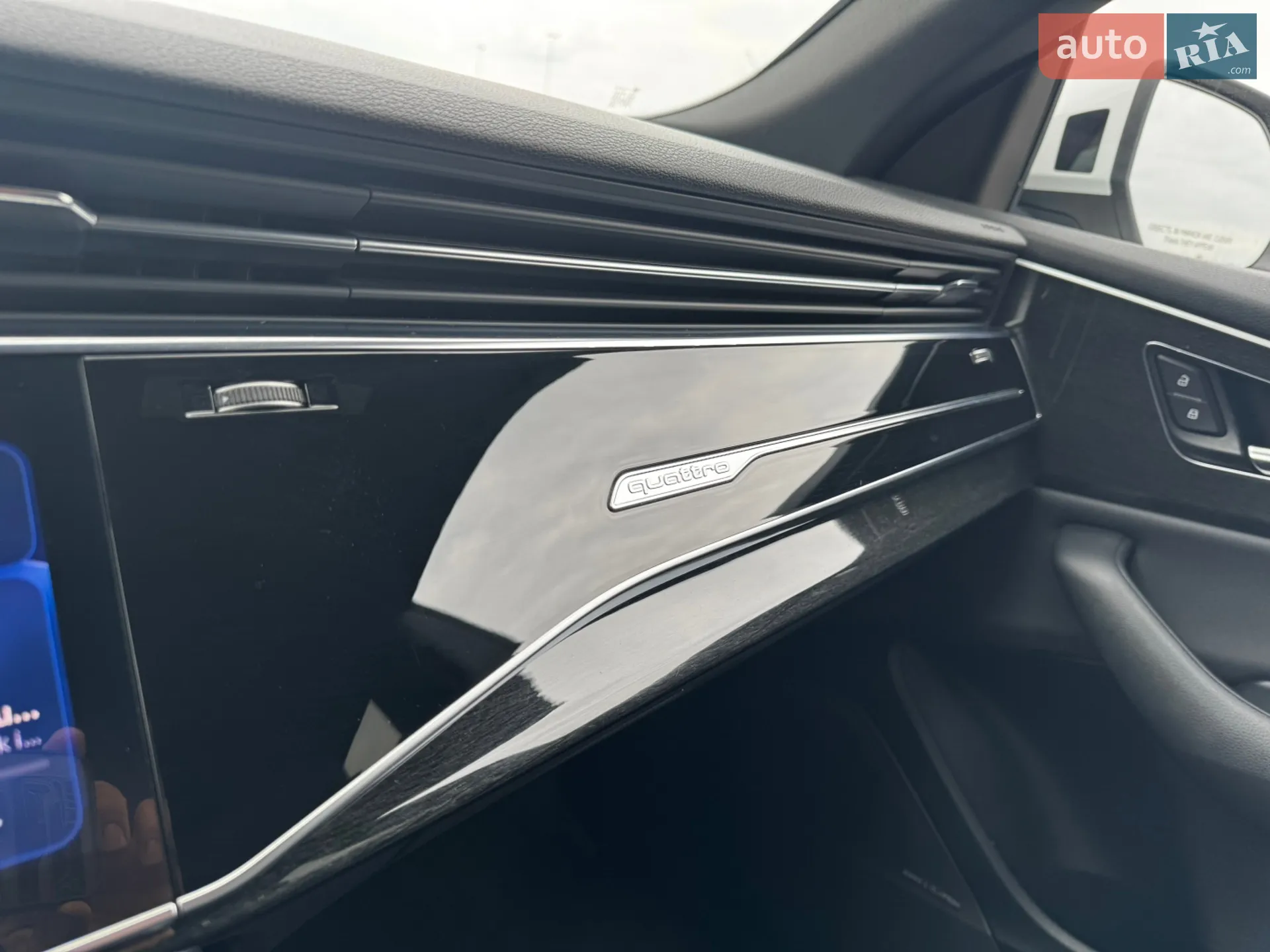 2018 Audi Q8 - мініатюра 26