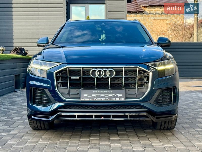 Внедорожник / Кроссовер Audi Q8 2018 в Киеве