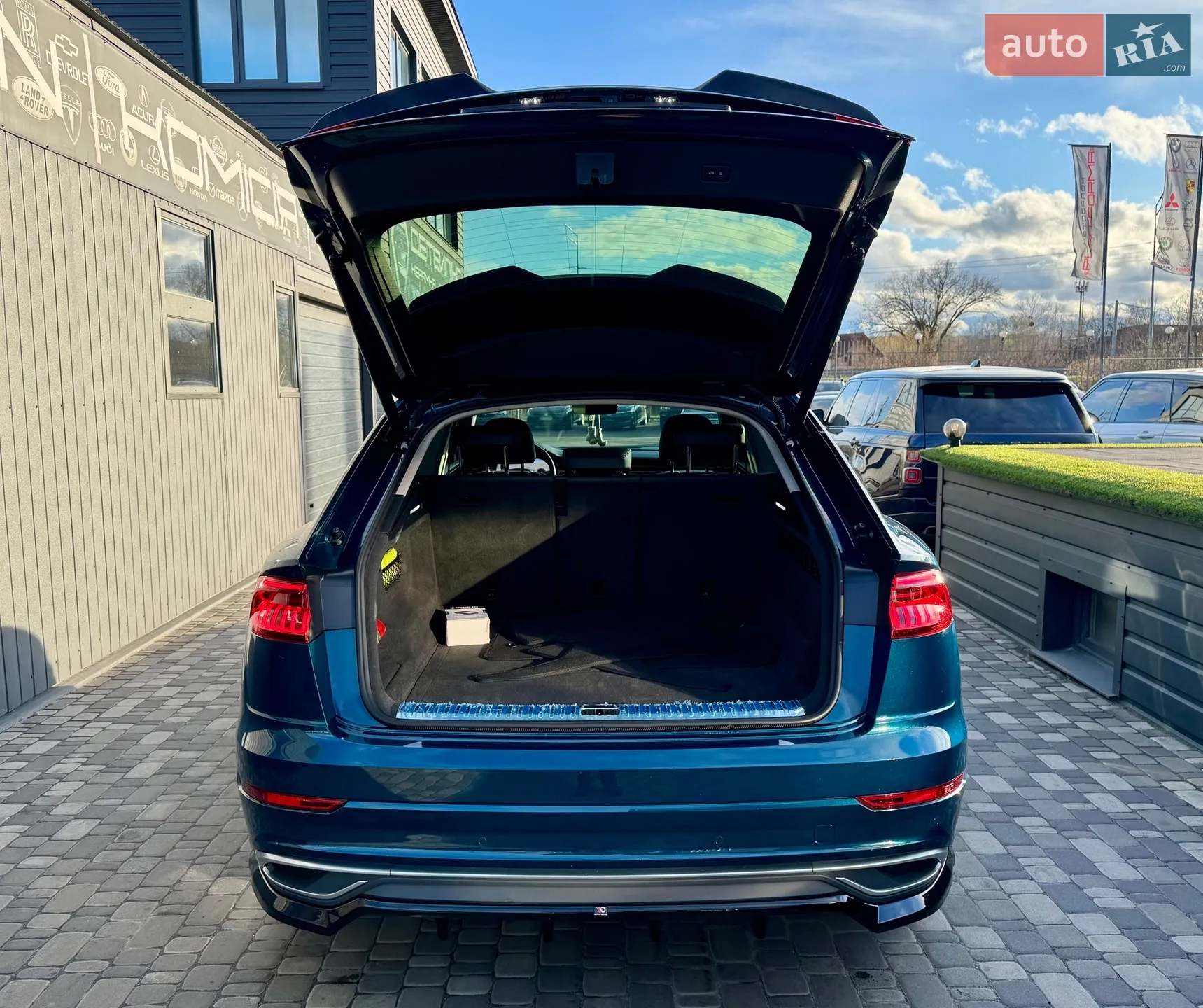 2018 Audi Q8 - мініатюра 31