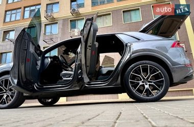 Внедорожник / Кроссовер Audi Q8 2021 в Одессе