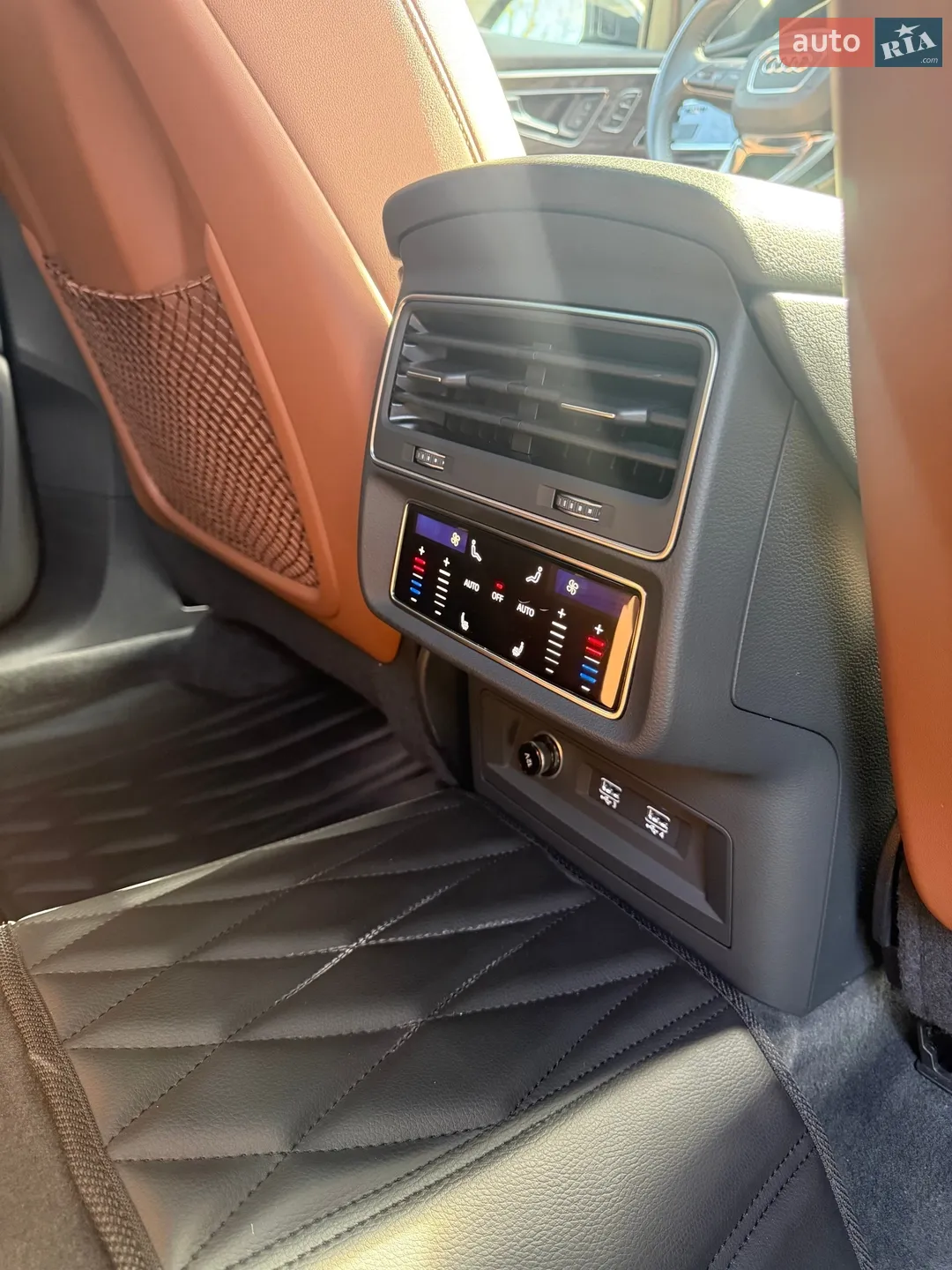 2020 Audi Q8 - мініатюра 11