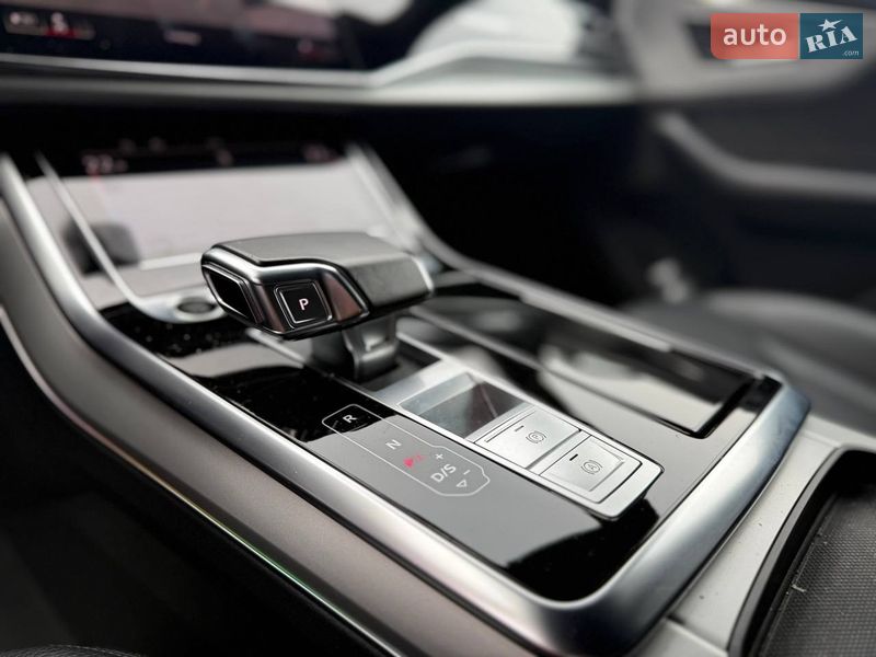 Позашляховик / Кросовер Audi Q8 2021 в Києві фото 24 Позашляховик / Кросовер Audi Q8 2021 в Києві
