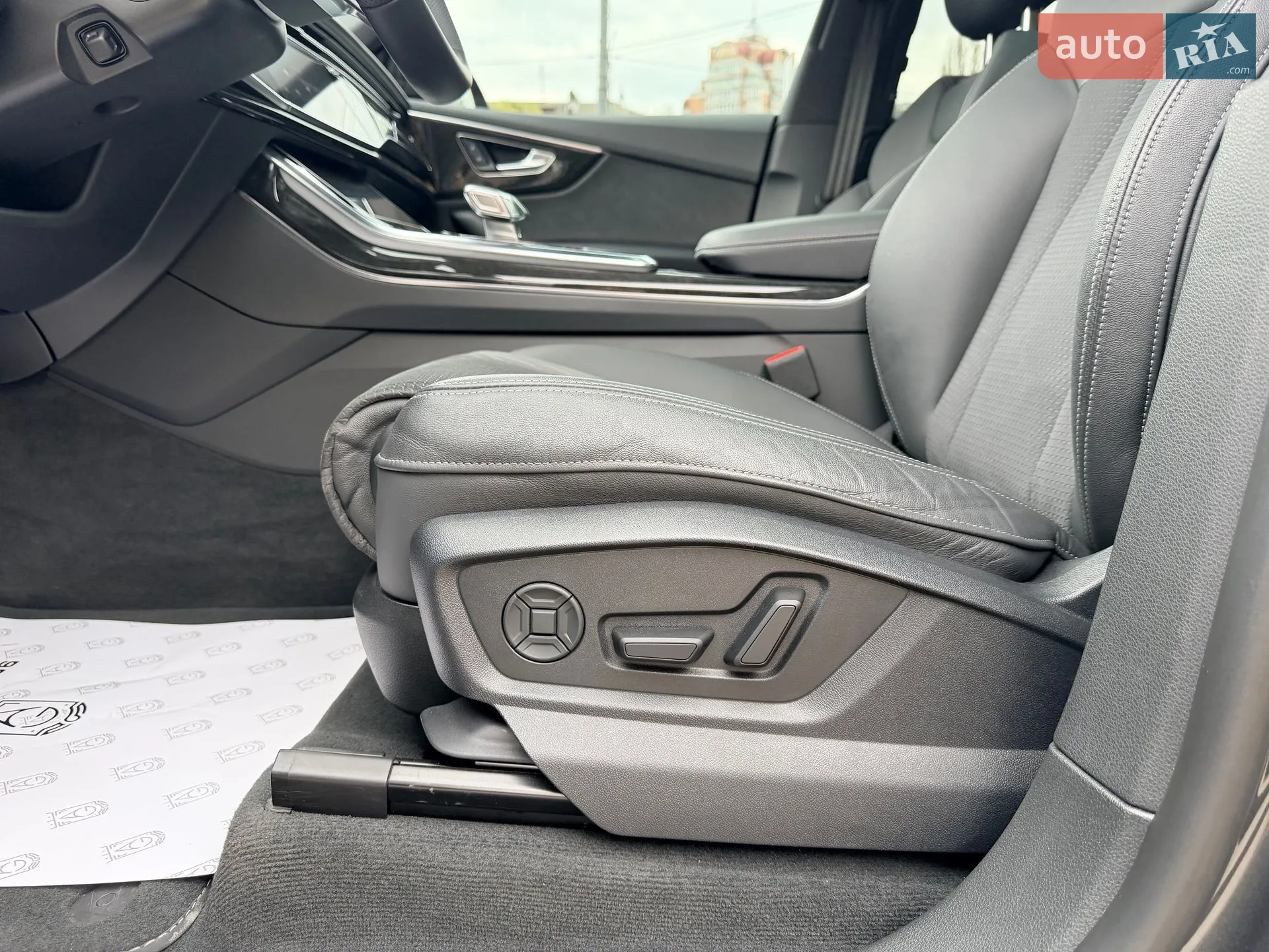 2025 Audi Q8 - мініатюра 20