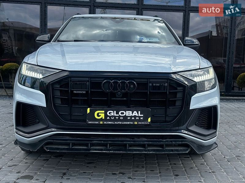 Позашляховик / Кросовер Audi Q8 2021 в Львові
