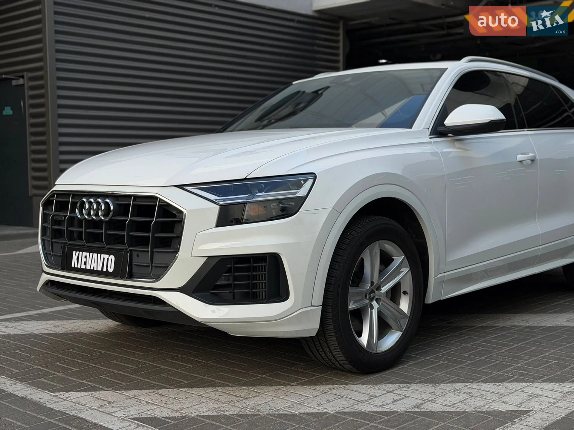 2018 Audi Q8 - мініатюра 2
