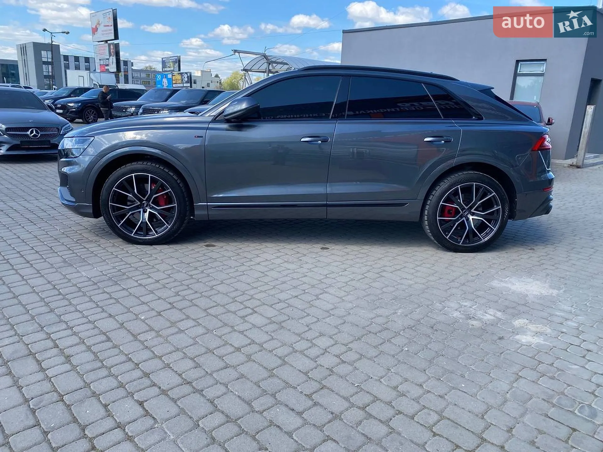 2020 Audi Q8 - мініатюра 6