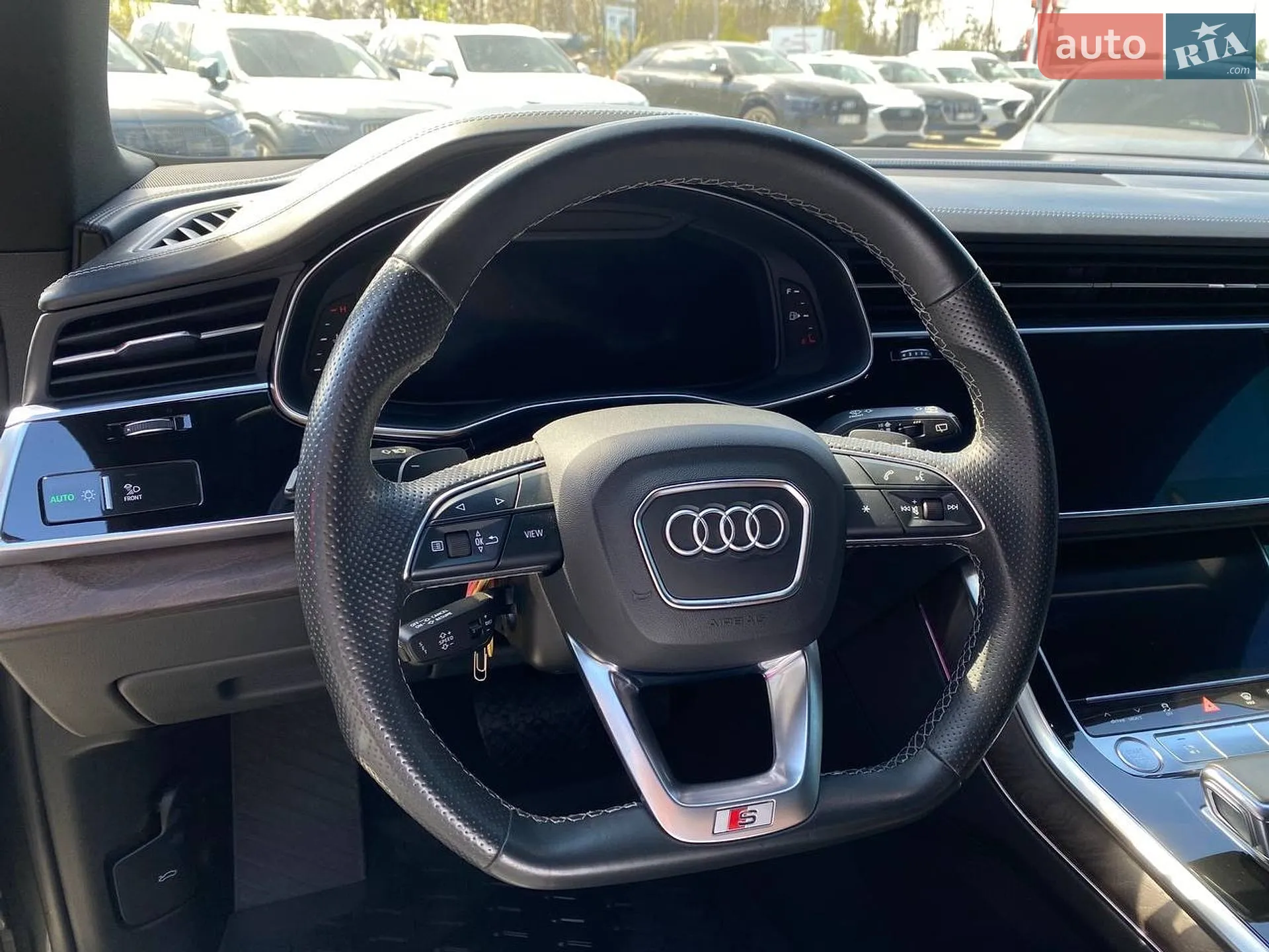 2020 Audi Q8 - мініатюра 14