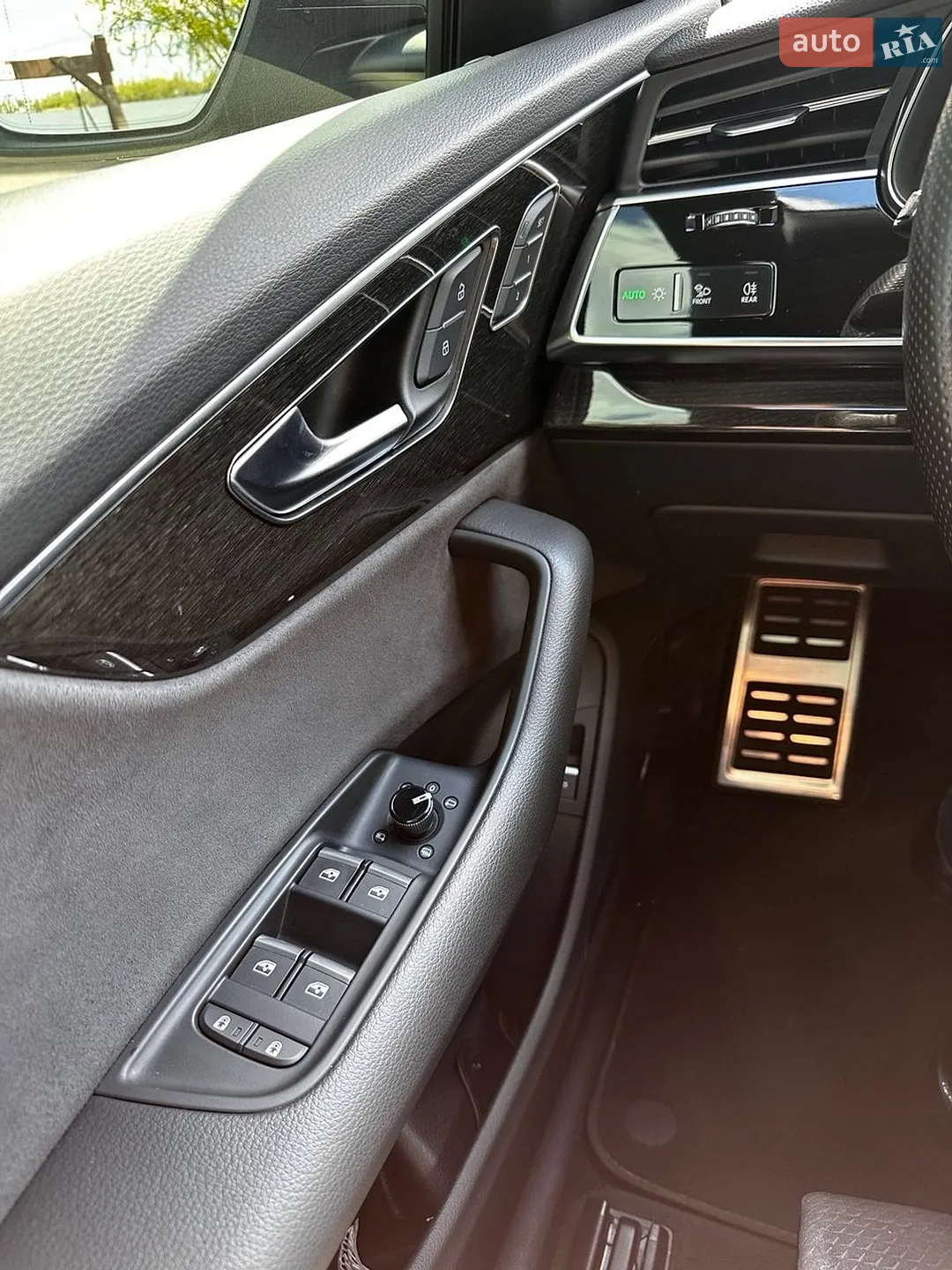 2023 Audi Q8 - мініатюра 23