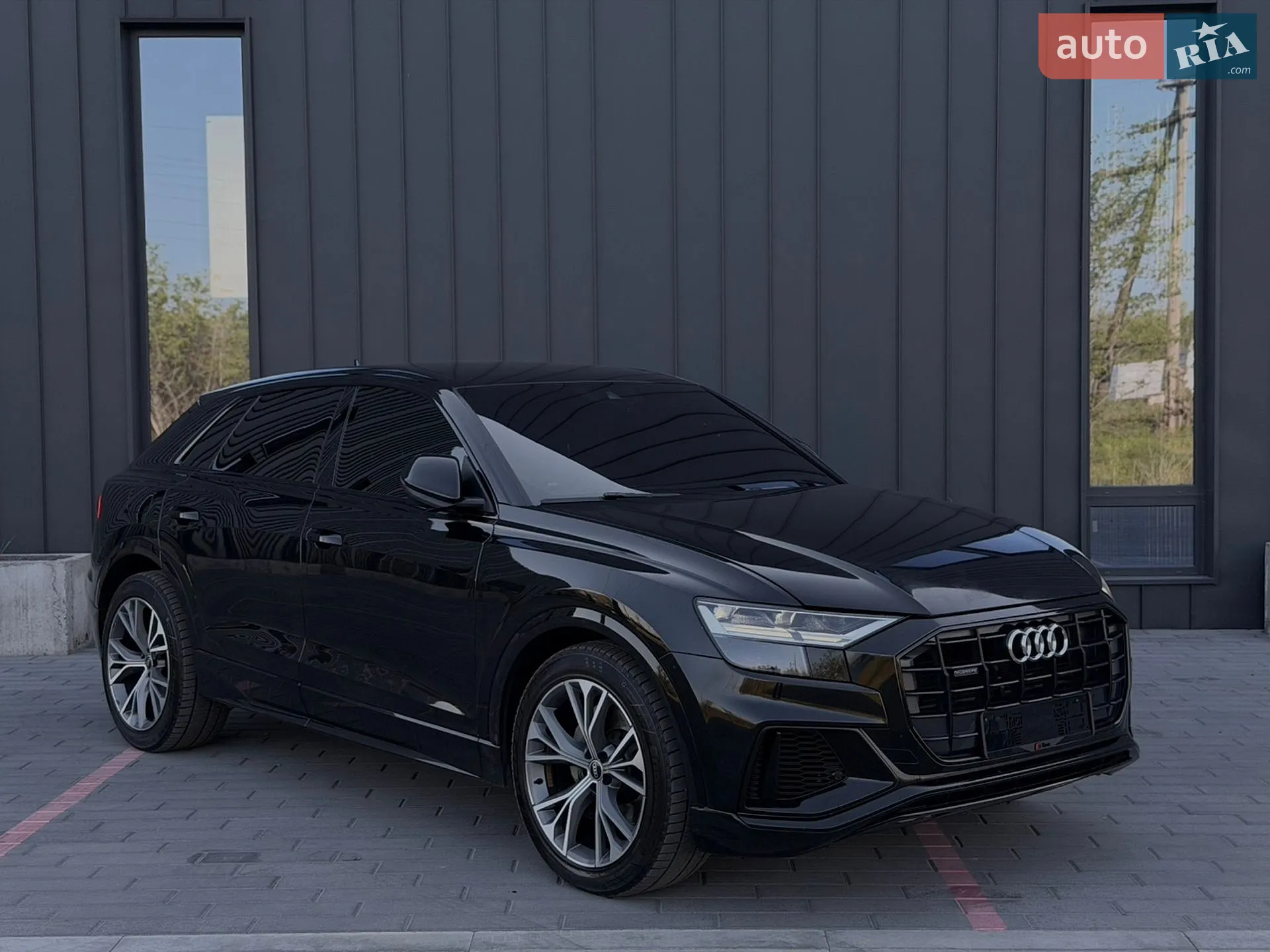 2021 Audi Q8 - фото 1