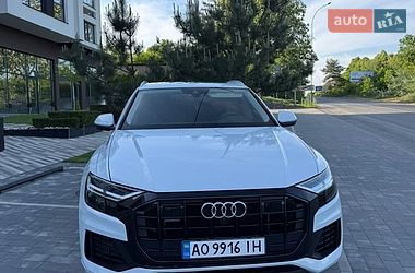 Внедорожник / Кроссовер Audi Q8 2018 в Ужгороде