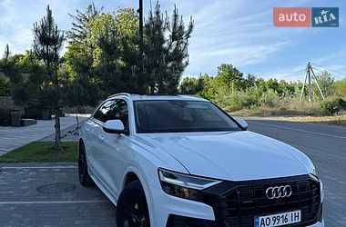 Внедорожник / Кроссовер Audi Q8 2018 в Ужгороде