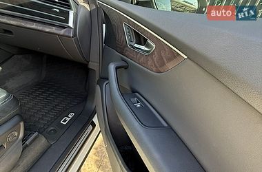Внедорожник / Кроссовер Audi Q8 2018 в Ужгороде