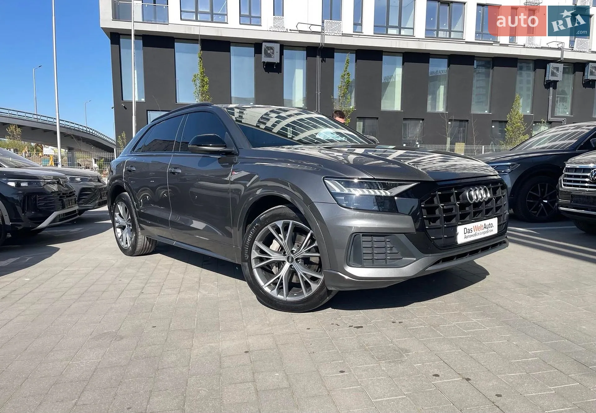 2020 Audi Q8 - фото 1