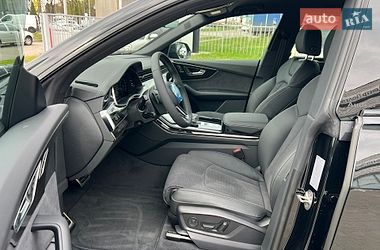 Внедорожник / Кроссовер Audi Q8 2026 в Полтаве