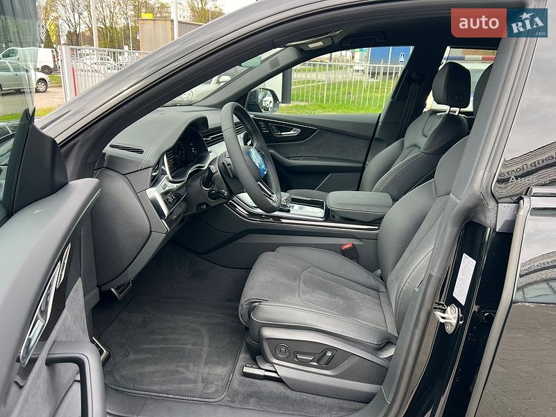 Внедорожник / Кроссовер Audi Q8 2026 в Полтаве