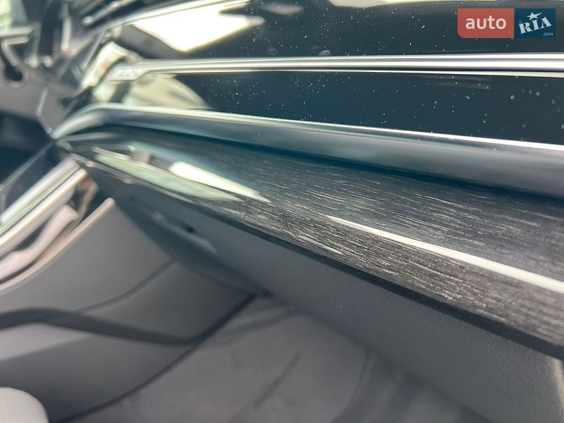 Внедорожник / Кроссовер Audi Q8 2026 в Полтаве