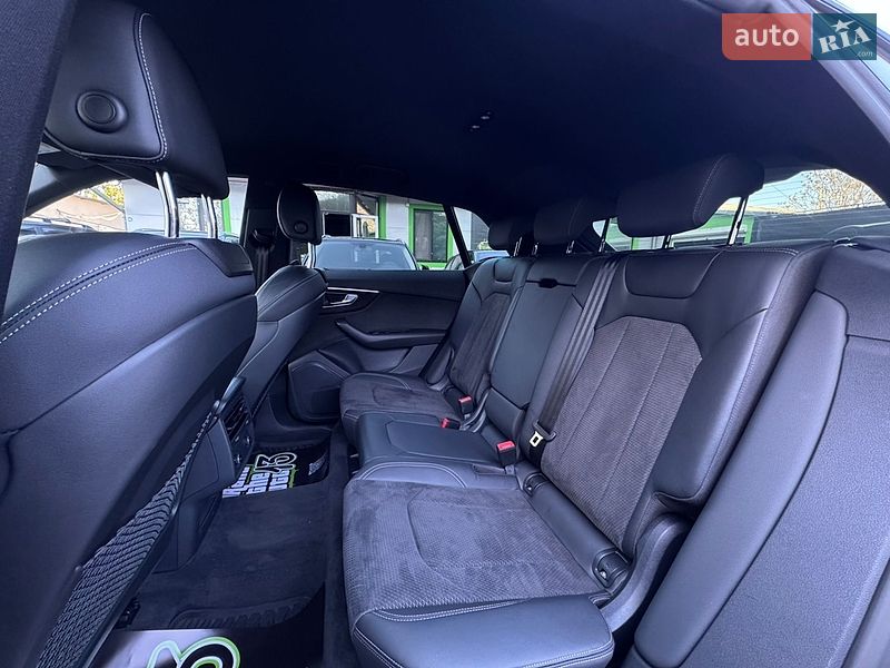 Внедорожник / Кроссовер Audi Q8 2020 в Одессе