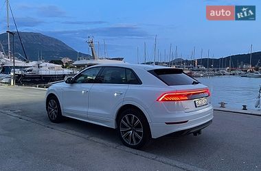 Позашляховик / Кросовер Audi Q8 2020 в Києві