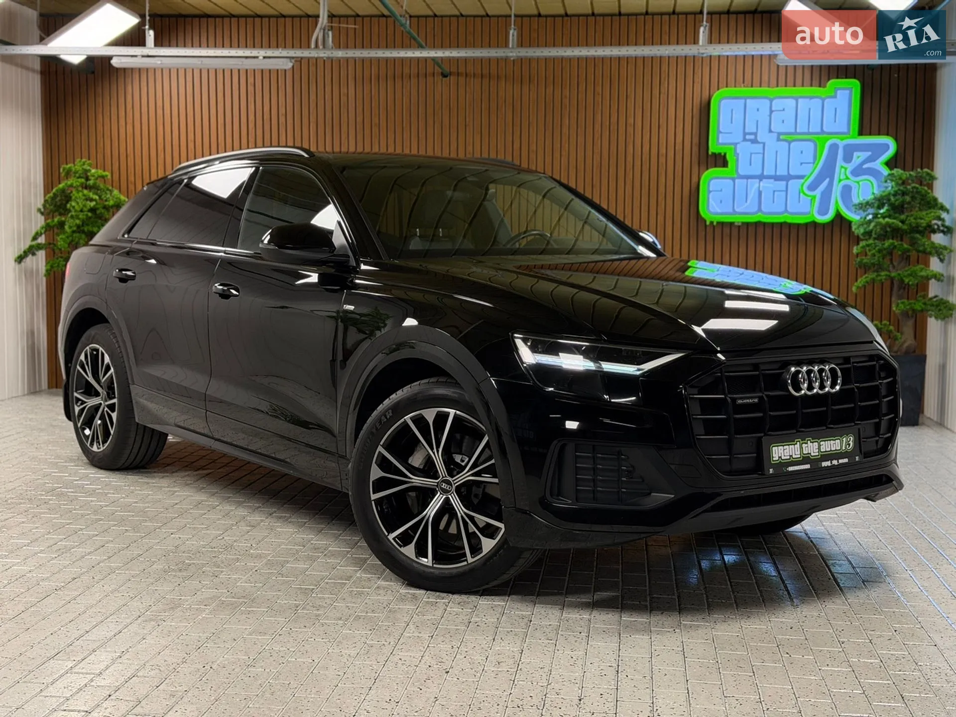 2020 Audi Q8 - мініатюра 3