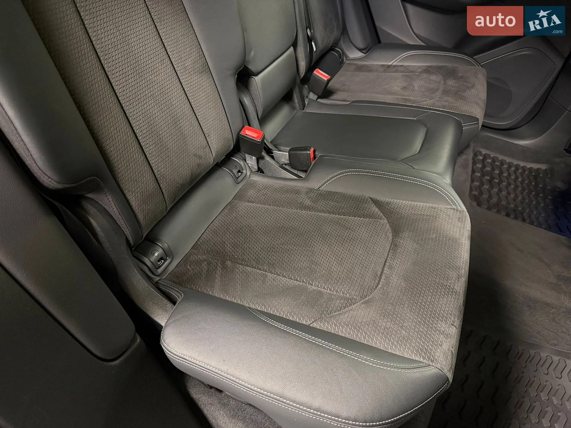 2020 Audi Q8 - мініатюра 36