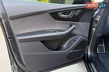 Позашляховик / Кросовер Audi Q8 2024 в Дніпрі