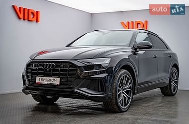 Позашляховик / Кросовер Audi Q8 2023 в Києві